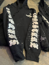 Load image into Gallery viewer, LZ Cross Pullover (ᴇxᴄʟᴜꜱɪᴠᴇ)

